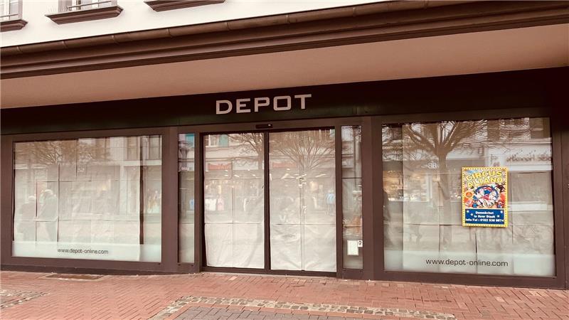 Depot stellt erneut Insolvenzantrag - Schließungen drohen Viele Depot-Filialen - wie hier im nordrhein-westfälischen Hilden - wurden in den letzten Jahren geschlossen.