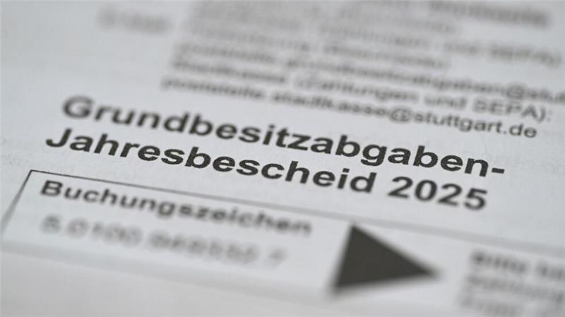 Viele Immobilienbesitzer zweifeln an der Höhe ihres neuen Grundsteuerbescheids. (Symbolbild)