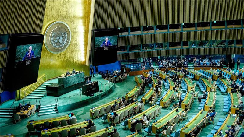 Viele Plätze blieben bei Netanjahus Auftritt leer.