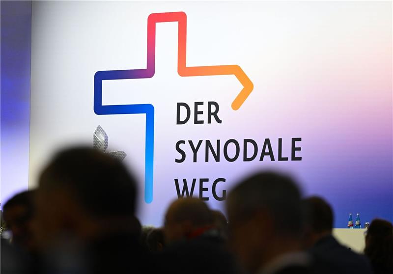 Gemischte Reaktionen nach letztem katholischen Reformtreffen Viele hätten sich mehr gewünscht, doch ein Achtungserfolg war der katholische Reformprozess Synodaler Weg allemal - so fällt jedenfalls das Fazit der Verantwortlichen aus. Es gibt aber auch kritischere Stimmen.