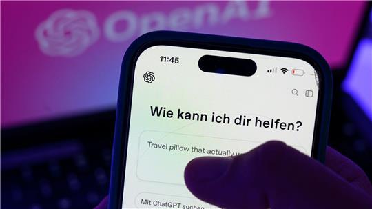 Viele lassen sich bei der Suche nach Geschenken von KI helfen. (Symbolbild)