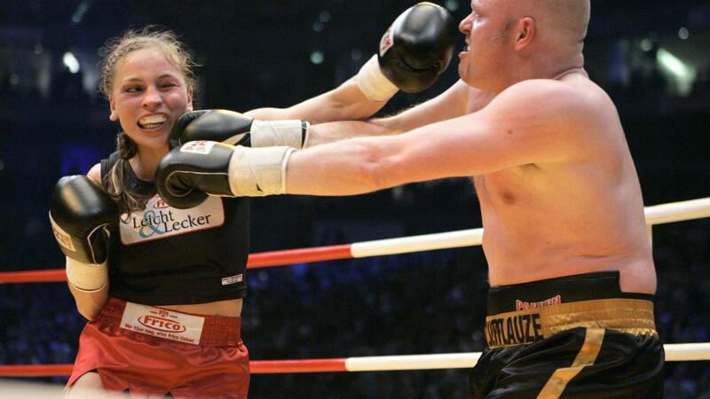 Der „Raabinator“ holt zum Schlag aus Viele rätseln: Was bezweckt Raab mit dem neuen Boxkampf?