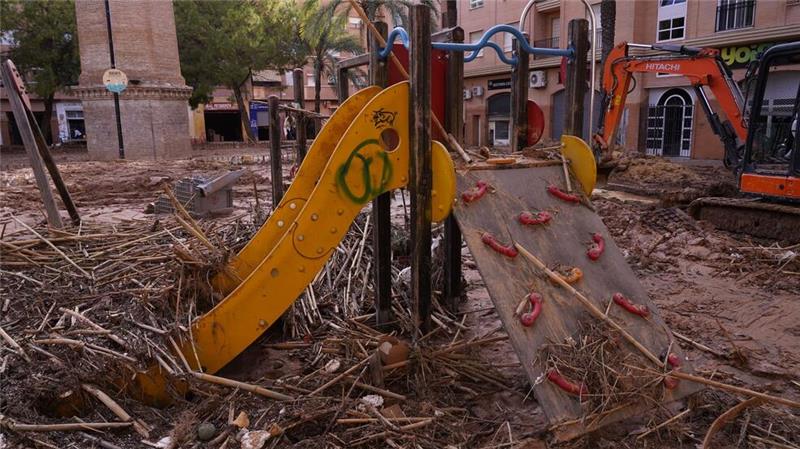 Vielerorts sind die Spuren der Verwüstung noch zu sehen.