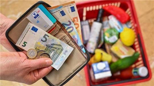 Vieles spricht dafür, dass die Inflation in Deutschland auch in den kommenden Monaten höher als zwei Prozent sein wird.