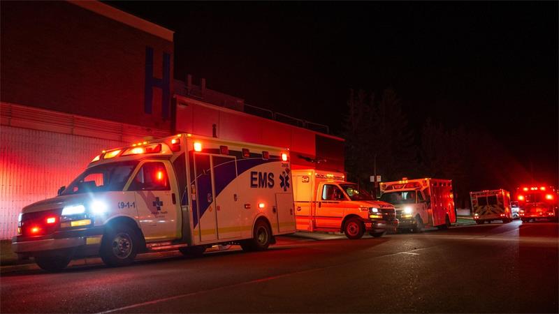 Feuerinferno auf Militärbasis: 19 Verletzte in Lebensgefahr Vier Menschen sind bei dem Brand ums Leben gekommen.
