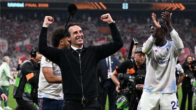 Villa-Trainer Trainer Unai Emery wurde von den internationalen Medien gefeiert. 