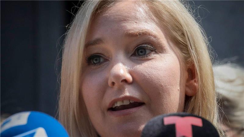 Posthume Abrechnung: Memoiren von Epstein-Opfer angekündigt Virginia Giuffre behauptete, von Prinz Andrew als Minderjährige sexuell missbraucht worden zu sein. Bei einer Zivilklage in den USA einigte sie sich mit dem Royal auf einen Vergleich. (Archivbild)