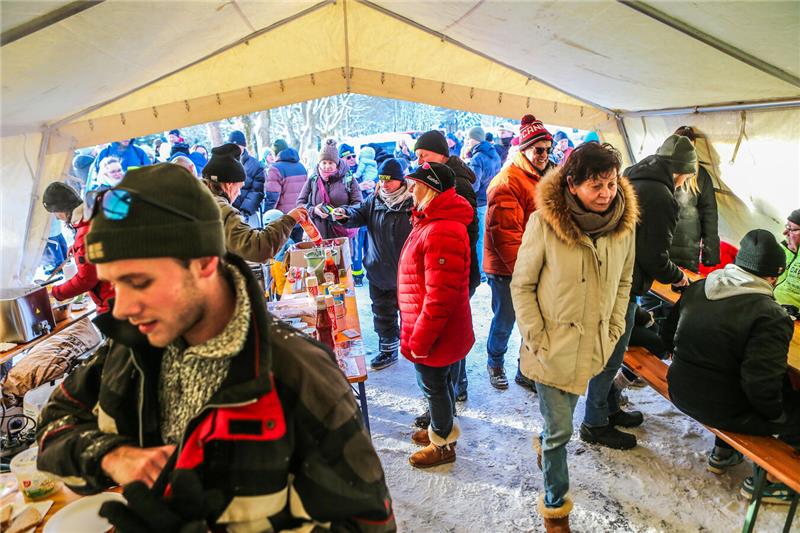 Volksrodeln auf der Ping in Clausthal-Zellerfeld.