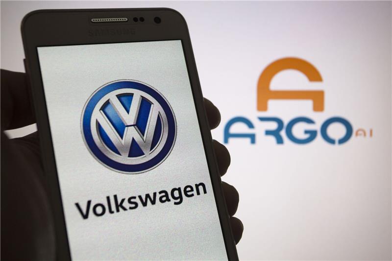 VW und Ford geben Roboterauto-Softwarefirma Argo AI auf Volkswagen investiert überraschend nicht weiter in Argo.