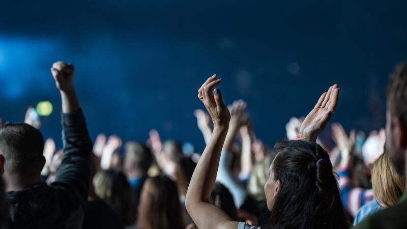 Volles Haus und gute Stimmung erhoffen sich die Veranstalter auch für die „Glückauf“-Reihe. Hinter den Kulissen wird dafür kräftig gearbeitet.