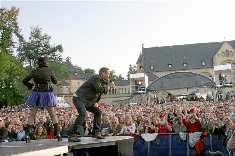 Vom Preisträger zum Juror: Am 30. Mai spielen Peter Plate und AnNa R. vor 10.000 Fans auf der Pfalzwiese.  Archivfoto: Epping