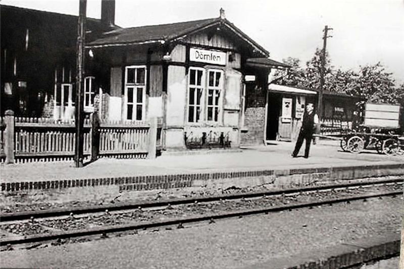 Von 1877 bis 1972 gab es in Dörnten auch einen Bahnhof.  Repro: Leifeld