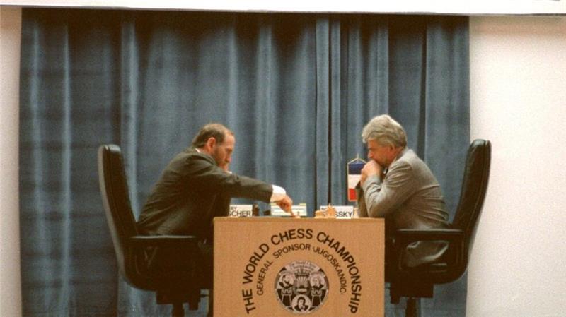 Schach-Legende Boris Spasski ist tot Von 1969 bis 1972 war Boris Spasski (r) Schach-Weltmeister.