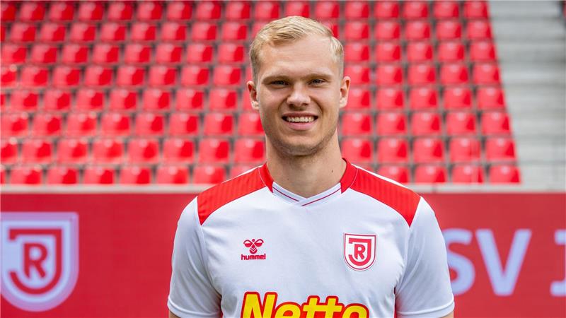 Braunschweig holt Verteidiger aus Regensburg Von Regensburg nach Braunschweig: Louis Breunig
