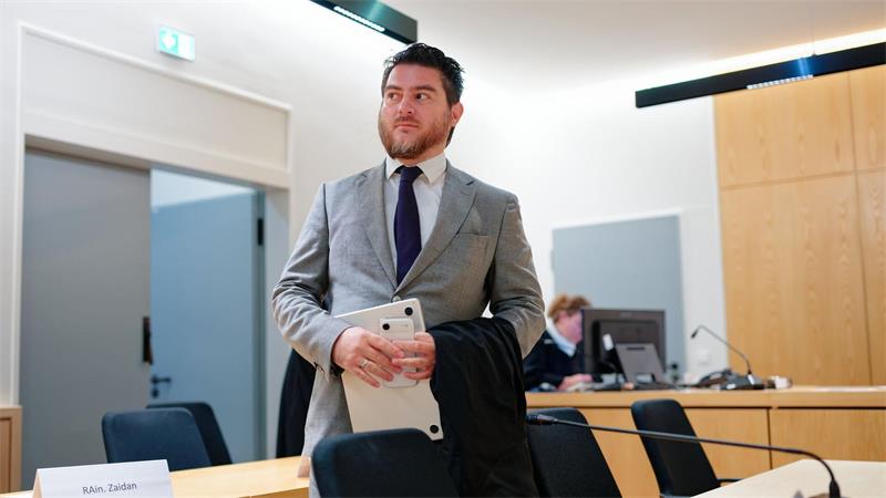 „Alles wegen einer Fahrkarte“: Urteil nach Tod von Schaffner Von dem Urteil geht ein falsches Signal aus, meint der Anwalt der Opferfamilie
