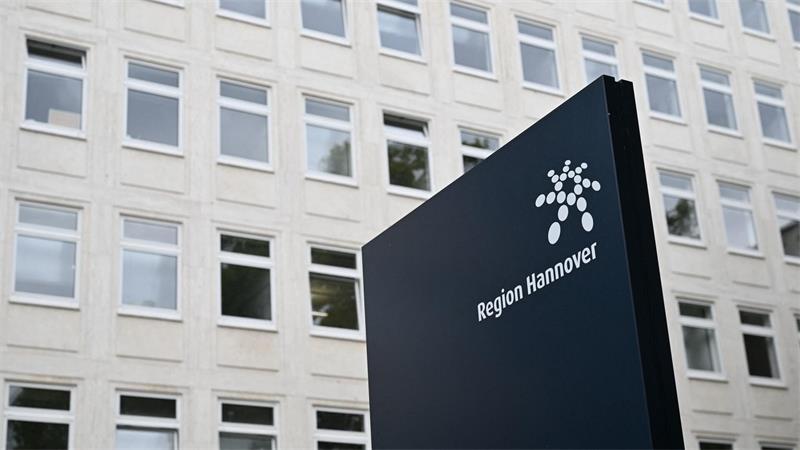 Von seinem Amt als Regionspräsident ist Krach beurlaubt, weil er Spitzenkandidat in Berlin wurde.