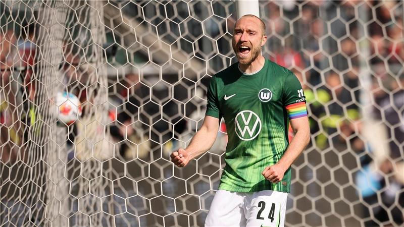 Der Retter? Wolfsburgs Hoffnung heißt Hecking Von seinem Trainer überzeugt: Wolfsburgs Star Christian Eriksen.