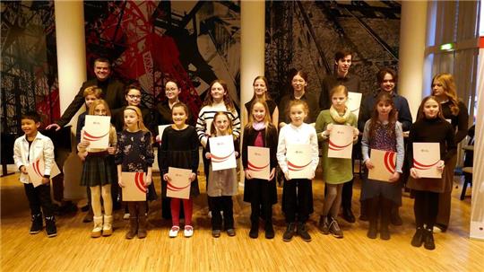 Vor Kurzen präsentierten die diesjährigen Preisträgerinnen und Preisträger von Jugend musiziert ein virtuoses Konzert und sorgten damit für ein begeistertes Publikum im Kreishaus.