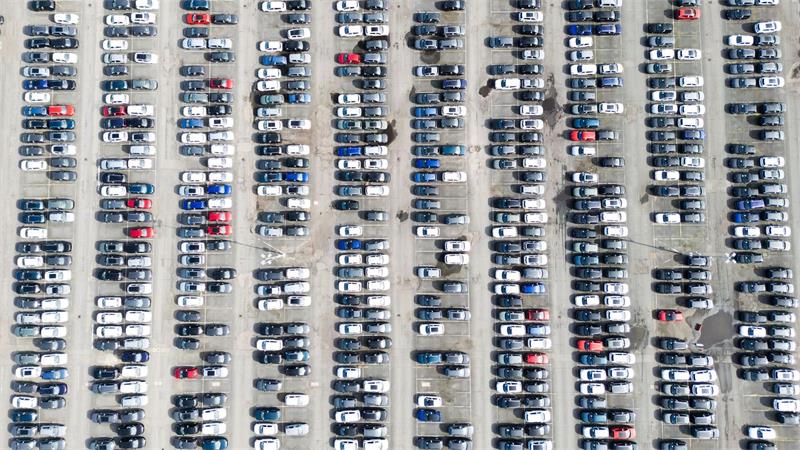 Kurz vor Fristende: Trump findet neues Schlupfloch für Zölle Vor allem auf die Automobilindustrie in der EU haben US-Zölle Auswirkungen. (Archivbild)
