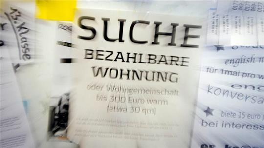 Vor allem in größeren Städten sind häufig kaum bezahlbare Wohnungen zu finden.