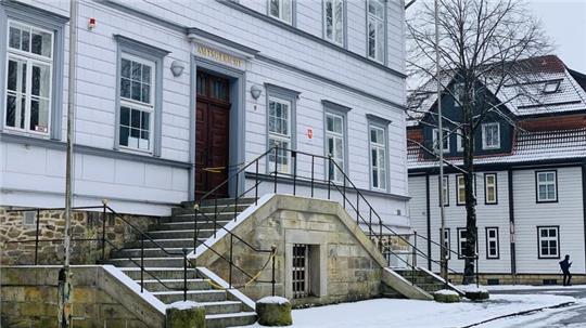 Vor dem Amtsgericht in Clausthal-Zellerfeld muss sich ein 34-Jähriger wegen illegalen Waffenbesitzes verantworten.