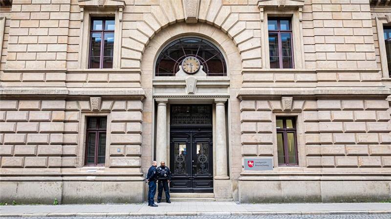Seesener Restaurantbetreiber wegen Steuerhinterziehung vor Gericht Vor dem Landgericht Braunschweig begann der Prozess gegen einen Seesener Restaurantbetreiber.