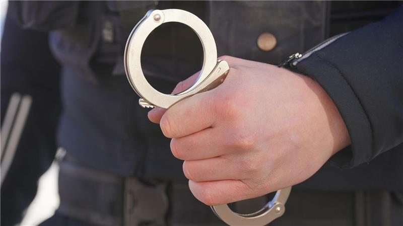 Stalker aus Jürgenohl muss für 32 Monate in Haft Vor dem Schöffengericht muss sich ein 35-Jähriger verantworten.