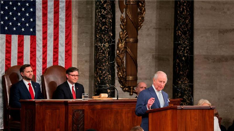 Vor dem US-Kongress rief der britische Monarch zur Einigkeit auf.