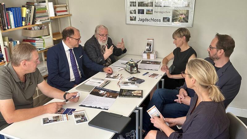 Vor den Kulturtagen trafen sich die Organisatoren regelmäßig zu Planungstreffen.