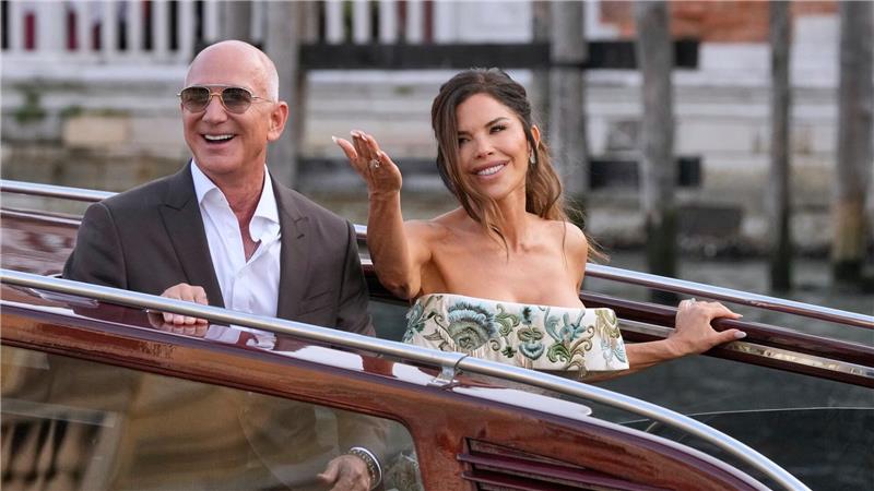 Vor einem Jahr heirateten Amazon-Milliardär Jeff Bezos und Laura Sánchez in Venedig. (Archivbild)
