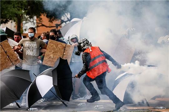 Vor knapp zwei Wochen hatte ein Einsatz der New Yorker Polizei an der Columbia-Universität für Aufsehen und Kritik gesorgt, in der Folge kommt es an Dutzenden US-Universitäten zu Protesten.