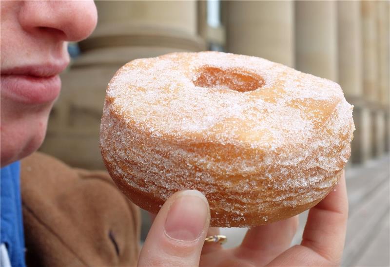 Vor zehn Jahren: Cronut wird zum viralen Food-Trend Vor zehn Jahren eroberte der «Cronut» die Welt im Sturm.