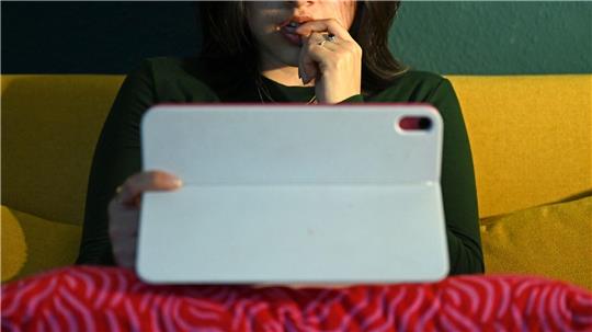 Vorgaben oder Freiwilligkeit? Streamingdienste sollen in Deutschland nicht nur kassieren.