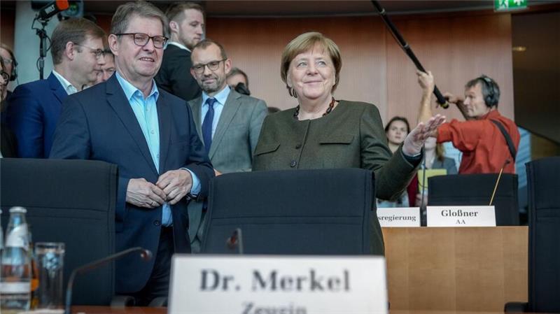Vorsitzender des Untersuchungsausschusses ist Ralf Stegner (SPD).