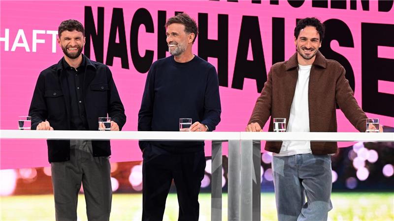 WM-Experten unter sich: Thomas Müller, Jürgen Klopp und Mats Hummels. 
