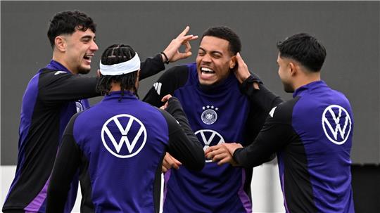 WM-Quali in Herzogenaurach: Felix Nmecha & Co. haben Spaß beim Training und bereiten sich auf Luxemburg vor.