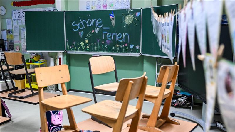 Mehrheit: Bayern sollte bei Ferientermin-Wechsel mitmachen Während die meisten Bundesländer mit wechselnden Terminen leben, haben Bayern und Baden-Württemberg traditionell als letzte Ferien. (Archivbild)