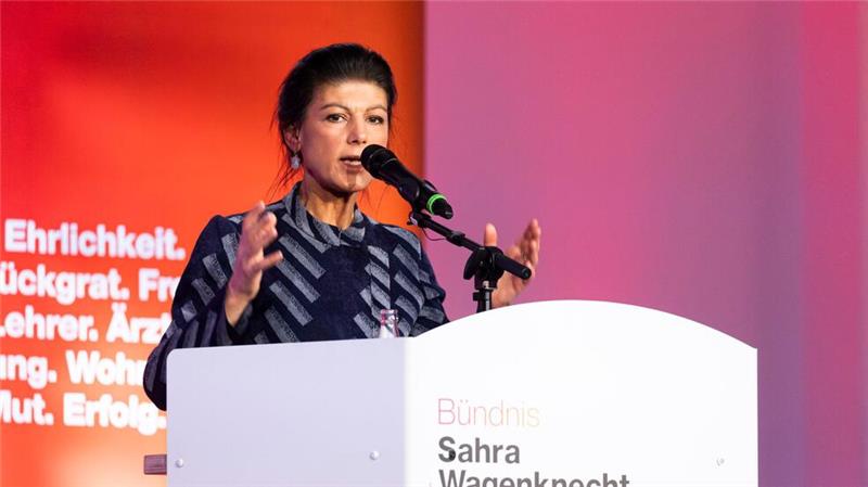 Wagenknecht überzeugt von Einzug in den Bundestag Wagenknecht hat mehrfach angedeutet, dass ein Scheitern bei der Bundestagswahl auch das Ende ihrer politischen Laufbahn wäre.