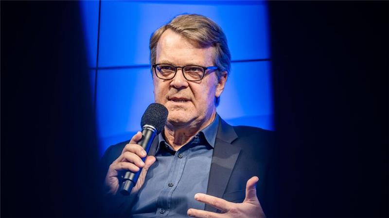 Wahlrechtsforscher: Ermittlung der Wahlkreissieger ändern Wahlrechtsexperte für Änderung bei Vergabe der Direktmandate