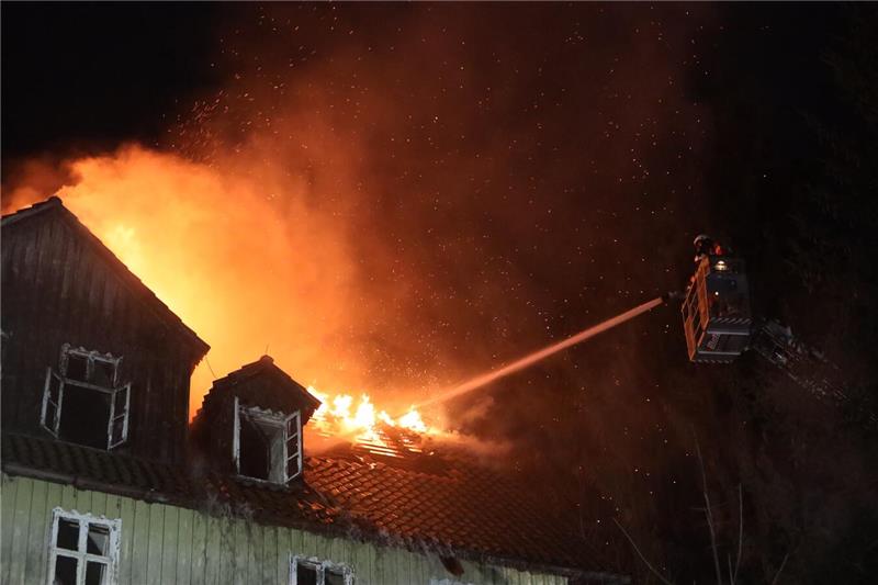 „Waldkater“ bei Lautenthal in Flammen