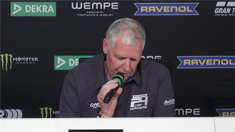 Walter Hornung ist der Rennleiter auf dem Nürburgring, wo es einen Unfall mit tödlichen Folgen gab.