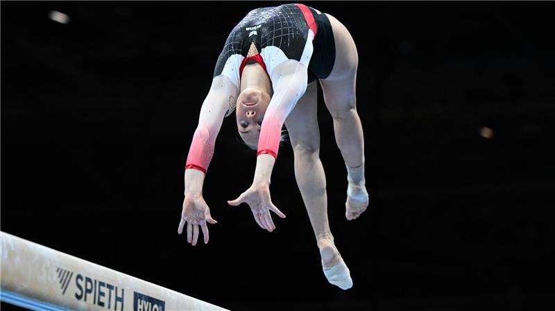 Frauen-Team überrascht mit EM-Silber - Kevric glänzt War beste Deutsche am Schwebebalken: Lea Marie Quaas.