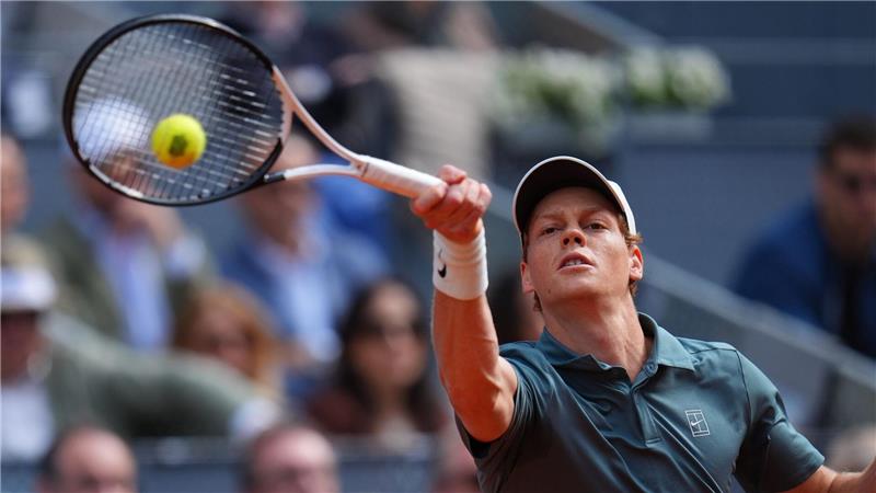 9. Pleite in Folge: Sinner erteilt Zverev Final-Lehrstunde War einmal mehr zu stark für Zverev: Jannik Sinner