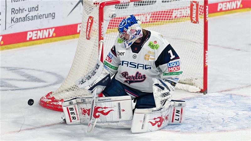 War immer wieder zur Stelle: Eisbären-Keeper Jonas Stettmer.