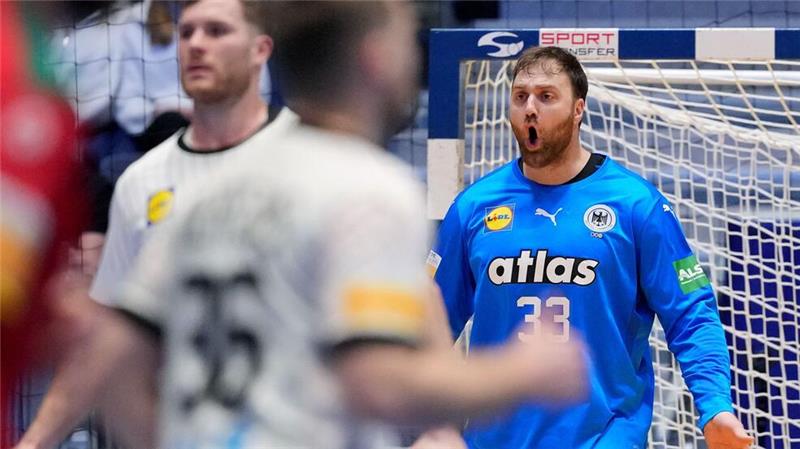 „Zu viele leichte Fehler“: Handballer scheitern an Portugal War unzufrieden mit der Abwehrleistung seiner Vorderleute: Torwart Andreas Wolff.