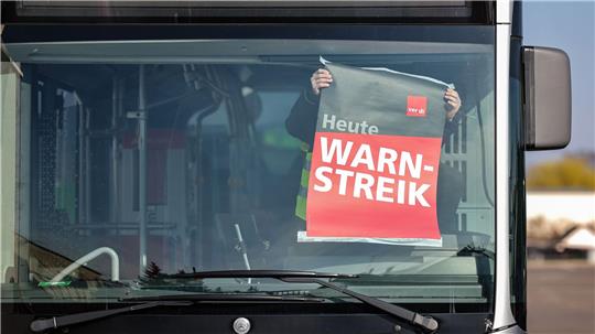 Warnstreiks im öffentlichen Nahverkehr in Niedersachsen angekündigt. (Archivbild)