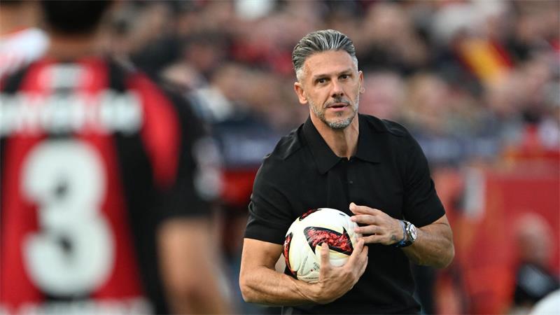 Warten weiterhin auf Auswärtspunkte in der Bundesliga: RB Leipzig und Trainer Martín Demichelis.