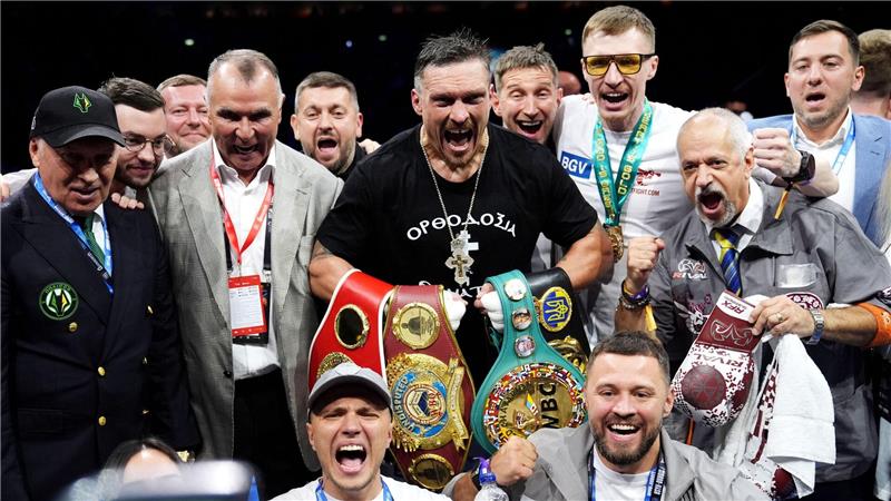 Was mach Mehrfach-Champion Oleksandr Usyk (m)? (Archivbild)