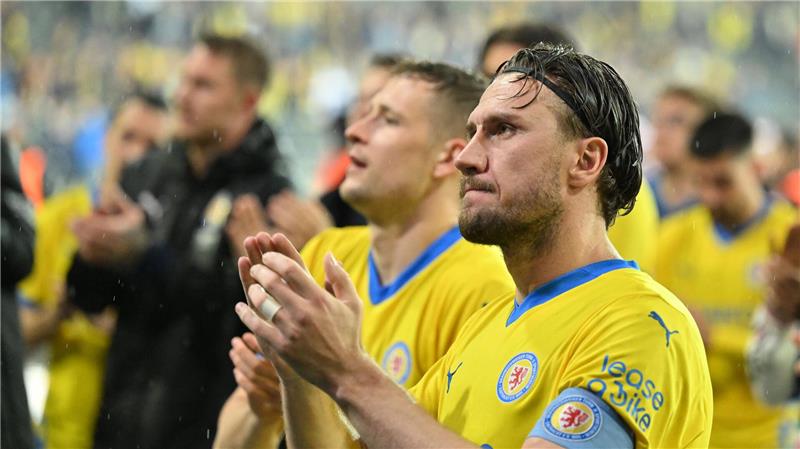 Wechselt nach Sarajevo: Der ehemalige Braunschweig-Kapitän Ermin Bicakcic.