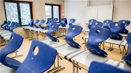 Wegen Schnee und Glätte bleiben die Schulen in Niedersachsen für den regulären Schulbetrieb zuletzt öfter geschlossen. (Archivfoto)